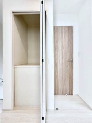 ���̑����ρ@�L�����[�B�|�������G�߂̏��������[���邱�Ƃ��ł��܂��B