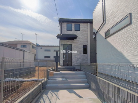 ���n�O�ώʐ^�@��2-D�������`Exterior�` ��������n�܂�u����v�͉Ƒ��ɂƂ��đ�؂ŋM�d�Ȏ��ԁB�����ł��L���ɉ��K�ɁB�w���K�x�Ƃ́u�Ɓv�Ɓu�X�v�Ɓu���v�����a�������ɖK���񂾂Ɖ��߂Ċ��������Ă���܂�