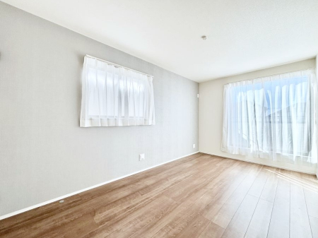 ���̑����ρ@2�ʍ̌����m�ۂ������邢��ԁB�Ƒ��݂�Ȃ����K�ȕ�炵����������݌v�ł��B