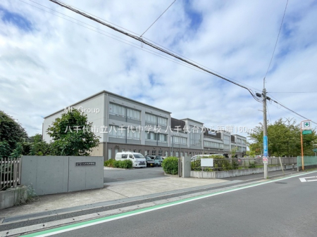 ���ӊ��@���w�Z 160m �����s������㒆�w�Z