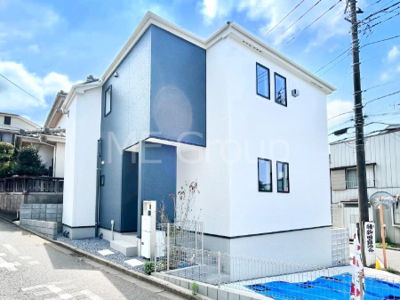 ���n�O�ώʐ^�@�O�ρ`Exterior�`�@��E���E�k�̎O���p�n�B�쑤6�������ɖʂ��z����ǍD�ł��I�@���ԏ�Q��u���܂��I���q�l�̗V�ԃX�y�[�X�Ƃ��āA��Ƃ肠��~�n�����炱���\�ȑ��p�r�ɂ����p����������X�y�[�X�ł��B