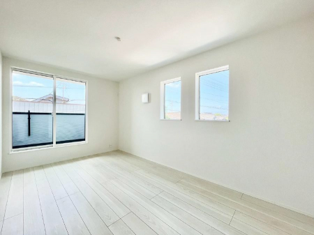 ���̑����ρ@�����`Bed Room�`�@2�ʍ̌����m�ۂ������邢�����́A���ʂ����ǂ��A��ϋ��S�n�̗ǂ���ԂƂȂ��Ă���܂��B�u�₩�ȕ��������ċN���钩�́A���K�����̎n�܂�ɁI���������ʕ����ƂĂ��ǂ��Z�܂���