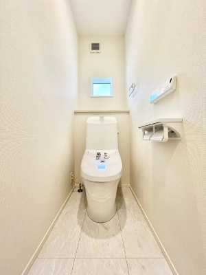 �g�C���@�����`Toilet�`�@�Y��E�X�b�L���E���K�ȃE�H�V�����b�g�t�g�C���ł��낰���Ԃł��B�g�C���͖����g�킴��𓾂Ȃ����́B����������ۂ������ł��ˁB�g�C����2��������̂Œ��̍��G���ɕ֗��ł��I