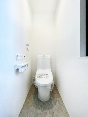 �g�C���@�����`Toilet�`�@�Y��E�X�b�L���E���K�ȃE�H�V�����b�g�t�g�C���ł��낰���Ԃł��B�g�C���͖����g�킴��𓾂Ȃ����́B����������ۂ������ł��ˁB�g�C����2��������̂Œ��̍��G���ɕ֗��ł��I