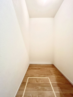 ���̑����ρ@�ݔ���1���������փz�[�����[�ł��B�|������₨�o�����p�O�b�Y�̎��[�ɕ֗��ł��B