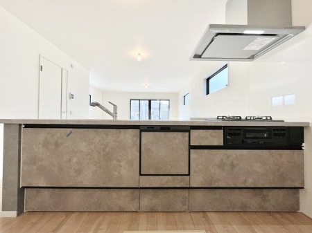 �L�b�`���@�������������I�ɁA�y�����I�V�X�e���L�b�`��  �@