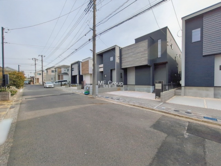 ���n�O�ώʐ^�@�`Exterior�`�@���R�Ƃ�����ԉ��o�A�I�[�i�[�l�ɂƂ��ĉ��K�ȗ��z�̕�炵�̎����͉Ƃ݂̂̍S��ł͂Ȃ��A�����ŕ�炷���X�ɂƂ��đf�G�Ȋ��ł��邱�Ƃ���������Ǝv���܂��B  