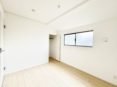 �q�������@�q�������ɂ��������߂Ȏ��[�X�y�[�X�����Ղ�̋���