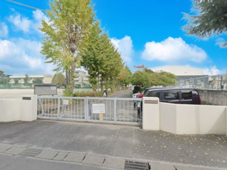 ���ӊ��@���w�Z 521m ���s���암���w�Z