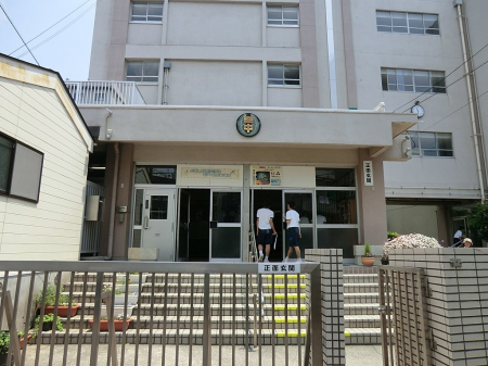 ���ӊ��@���w�Z 1600m �]�ː�旧�������O���w�Z