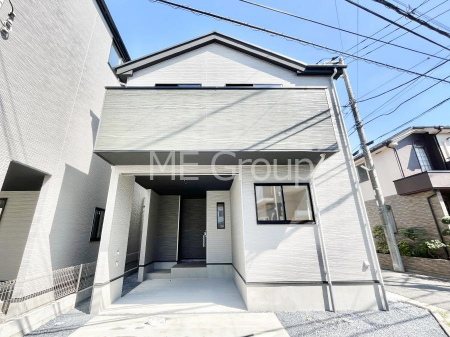 ���n�O�ώʐ^�@�O�ρ�6�������`Exterior�`�@�ՐÂȏZ��n�Ŏq��ĉƑ��Ƀs�b�^���B�����̂��U�������K�ȗ΂Ɍb�܂ꂽ�G���A�ŁA���R�ɕ�܂ꂽ���₩�ȕ�炵���������邽�߂́A��Ƃ肠��Z���������Ă��܂��B