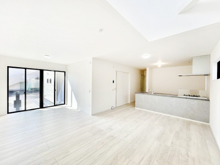 ���̑����ρ@���邢�z���������A�����̕��͋C�ɖ��������_�C�j���O�B   