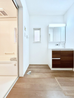 ���̑��@���������Ă���̂Ŏ��C�̑����ꏊ�ł����C���\���s���܂��B�����̐g�x�x���C�����ǂ��I