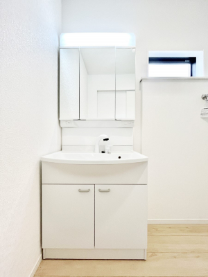 ���ʑ�E���ʏ��@���[�͂Ƌ@�\���ɗD�ꂽ���ʉ��ϑ�