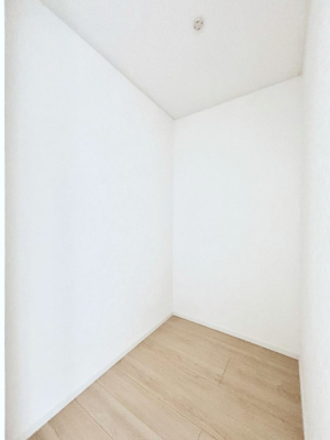 ���̑��@�G�߂̈ߗނ��X�b�L�����[�I��e�ʂ̎��[�͂����͓I��WIC�t���ł��B