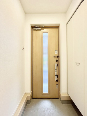 ���ց@�����`Entrance�`�@�Ƃ̒��ł��q�l���}����ŏ��̏ꏊ�ł��錺�ւ́A�Ƃ̈�ۂ��̂��̂ł��I�L�x�Ȍ��֎��[�ŁA����Y��ɕۂ��Ƃ��o���܂��􌺊ւɂ͂����Ղ���[�̉��ʔ��������I