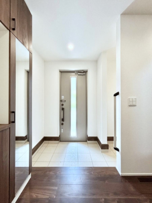 ���ց@�������P�������`Entrance�`�@���ւ͉Ƃ̊�Ƃ����܂����䂪�Ƃ̃Z���X�����肰�Ȃ����������閣�͂��錺�֑�����y���݂̈�B�A���x�ɉƑ����ق��Ƃł���S�n�悢��ԑ������؂ł��ˁ�