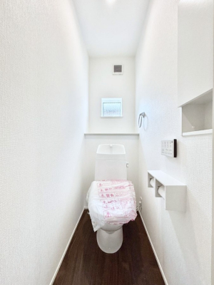 �g�C���@�������P�������`Toilet�`�@�������̂��鐅����g�C���̓E�H�V�����b�g�t���ł����g�C���͖����g�킴��𓾂Ȃ����́B����������ۂ������ł��ˁB�g�C����2��������̂Œ��̍��G���ɕ֗��ł��I