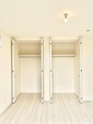 ���[�@�����Ղ�̎��[�X�y�[�X�ŉ��K�ɕ�点���� 