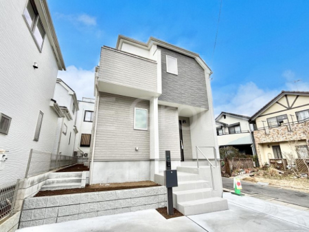 ���n�O�ώʐ^�@�O�ρ�A�������`Exterior�`�@��s���œ���̃X���[���C�t���΂Ɉ͂܂ꂽ�y�n�͓s��̌�����Y���ꂻ���B�l�G��ʂ��Ď��R�ƐG�ꍇ����X�|�b�g�����ӂɂ͐��肾������I�Z�݂����Ȃ�ƁB��炵�������B