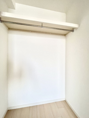 ���[�@�����Ղ�̎��[�X�y�[�X�ł��ł��Z��Ԃ��X�b�L���ۂĂ���