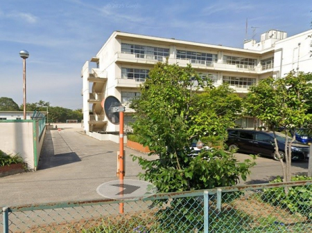 ���ӊ��@���w�Z 400m ���P�J�s������ӏ��w�Z