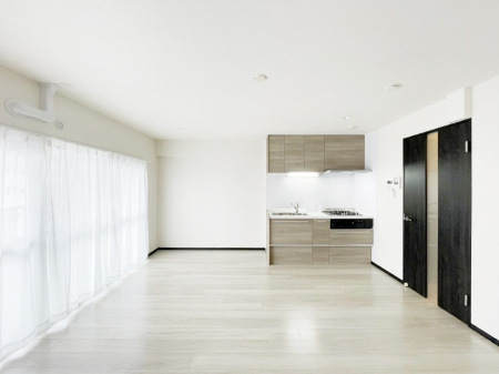 ���̑����ρ@�Ƒ������R�ƏW�܂�e���̃X�y�[�X�ɂȂ肻��