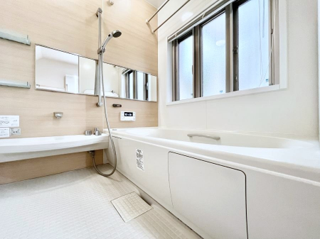 �����@����̔�����₷��؂ȃo�X�^�C���B�������Ƃ����C���y����Ŕ����Ƃ肽���ł��ˁI  