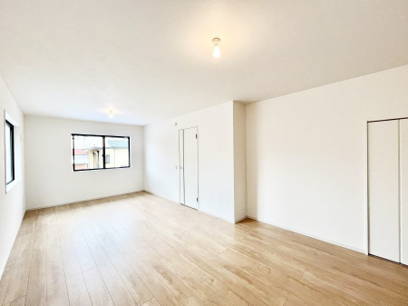 ���̑����ρ@�Ƒ������R�ƏW�܂�e���̃X�y�[�X�ɂȂ肻��