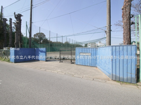 ���ӊ��@���w�Z 320m �����s�������䐼���w�Z