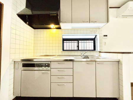 �L�b�`���@�������������I�ɁA�y�����I�V�X�e���L�b�`��  