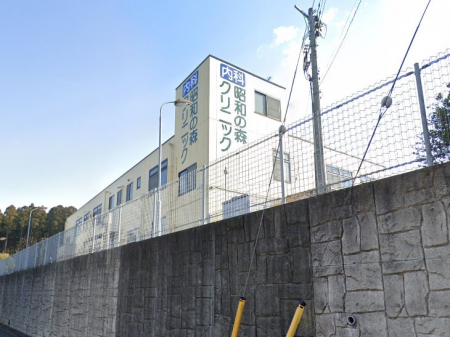 ���ӊ��@�a�@ 1200m ���t�N���j�b�N���a�̐X