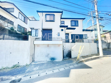 ���n�O�ώʐ^�@�����Ղ�̗z���ƊJ�����ɕ�܂�閾�邢�Z�܂�