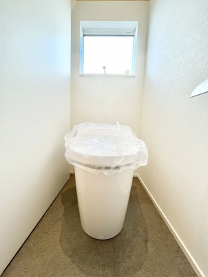 �g�C���@�g�C����1�K��2�K���ꂼ��ɔz�u����Ă��ĂƂĂ��֗��ł��B 