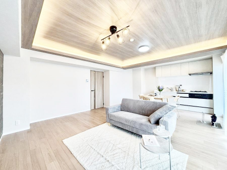 ���̑����ρ@�Ƒ������R�ƏW�܂�e���̃X�y�[�X�ɂȂ肻��