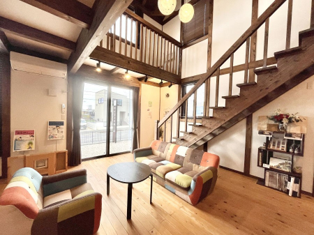 ���̑����ρ@�Ƒ������R�ƏW�܂�e���̃X�y�[�X�ɂȂ肻��