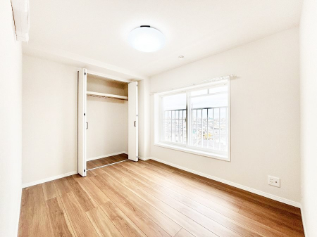 �Q���@�g���₷���`�Ńx�b�g��Ƌ�̒u�����ɂ����邱�Ƃ�����܂���B   