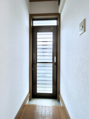 ���̑����ρ@���C���̌��ɂ����ꂵ�������