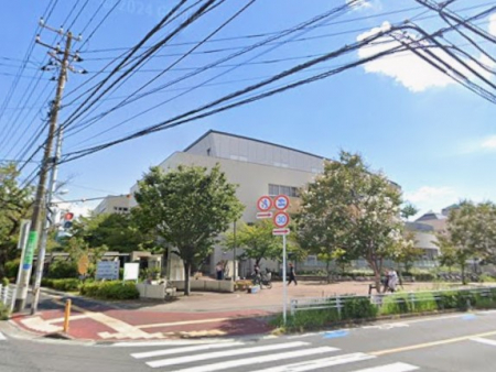 ���ӊ��@���w�Z 740m �Y���s�����쏬�w�Z