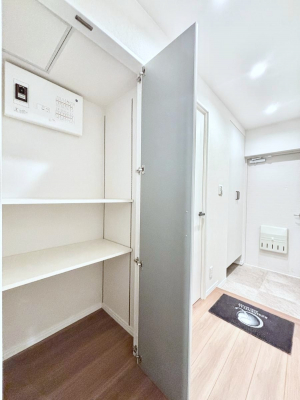 ���̑����ρ@�L�����[�B�|�������G�߂̏��������[���邱�Ƃ��ł��܂��B