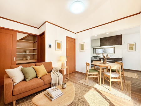 ���r���O�@�������������͋C�̂k�c�j�͉Ƒ��݂�Ȃ̉��K��ԁ��Ƌ��CG�ł�