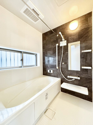 �����@����̔�����₷��؂ȃo�X�^�C���B�������Ƃ����C���y����Ŕ����Ƃ肽���ł��ˁI  