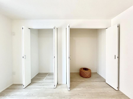 ���[�@�����Ղ�̎��[�X�y�[�X�ŉ��K�ɕ�点���� 