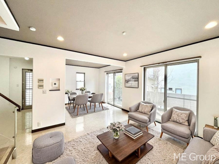 ���r���O�@���Ƒ��̓��₩�Șb�����ŕ�܂�閾�邢���r���O  ���Ƌ��CG�ł�