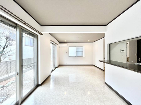 ���̑����ρ@���邢�z���������A�����̕��͋C�ɖ��������_�C�j���O�B   