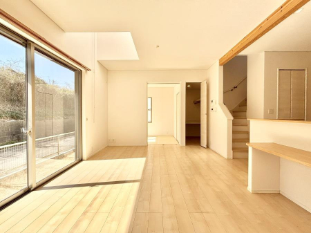 ���̑����ρ@���邢�z���������A�����̕��͋C�ɖ��������_�C�j���O�B   