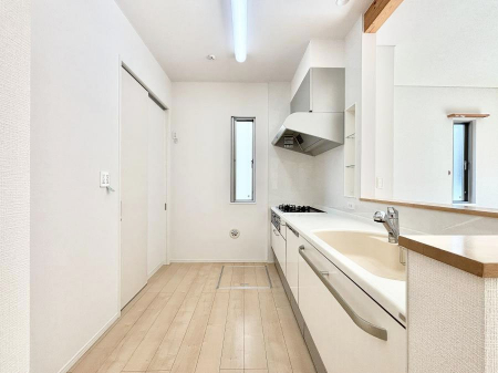 �L�b�`���@��Ƃ肠��L�b�`���ł͂��Ƒ��Ɗy�������������ł��܂��B