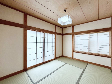 ���̑����ρ@�_�炩����̋�Ԃ́A���q�l�̗V�я�◈�q���̂����ĂȂ��̏ꏊ�Ƃ��ďd�󂵂܂��B 