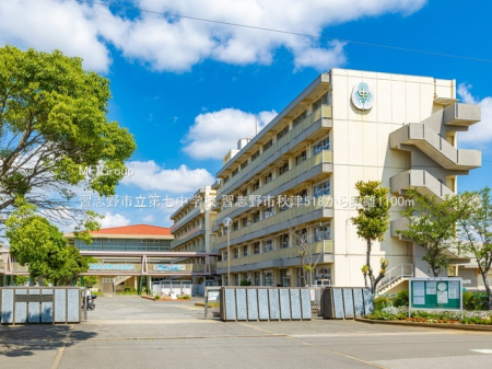 ���ӊ��@���w�Z 1100m �K�u��s���掵���w�Z