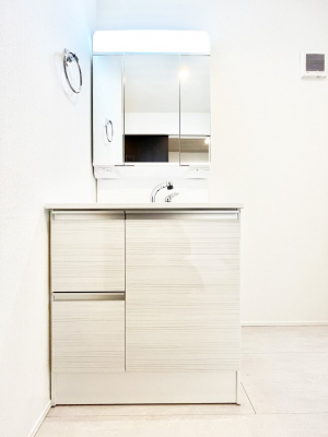 ���ʑ�E���ʏ��@���[�͂Ƌ@�\���ɗD�ꂽ���ʉ��ϑ�